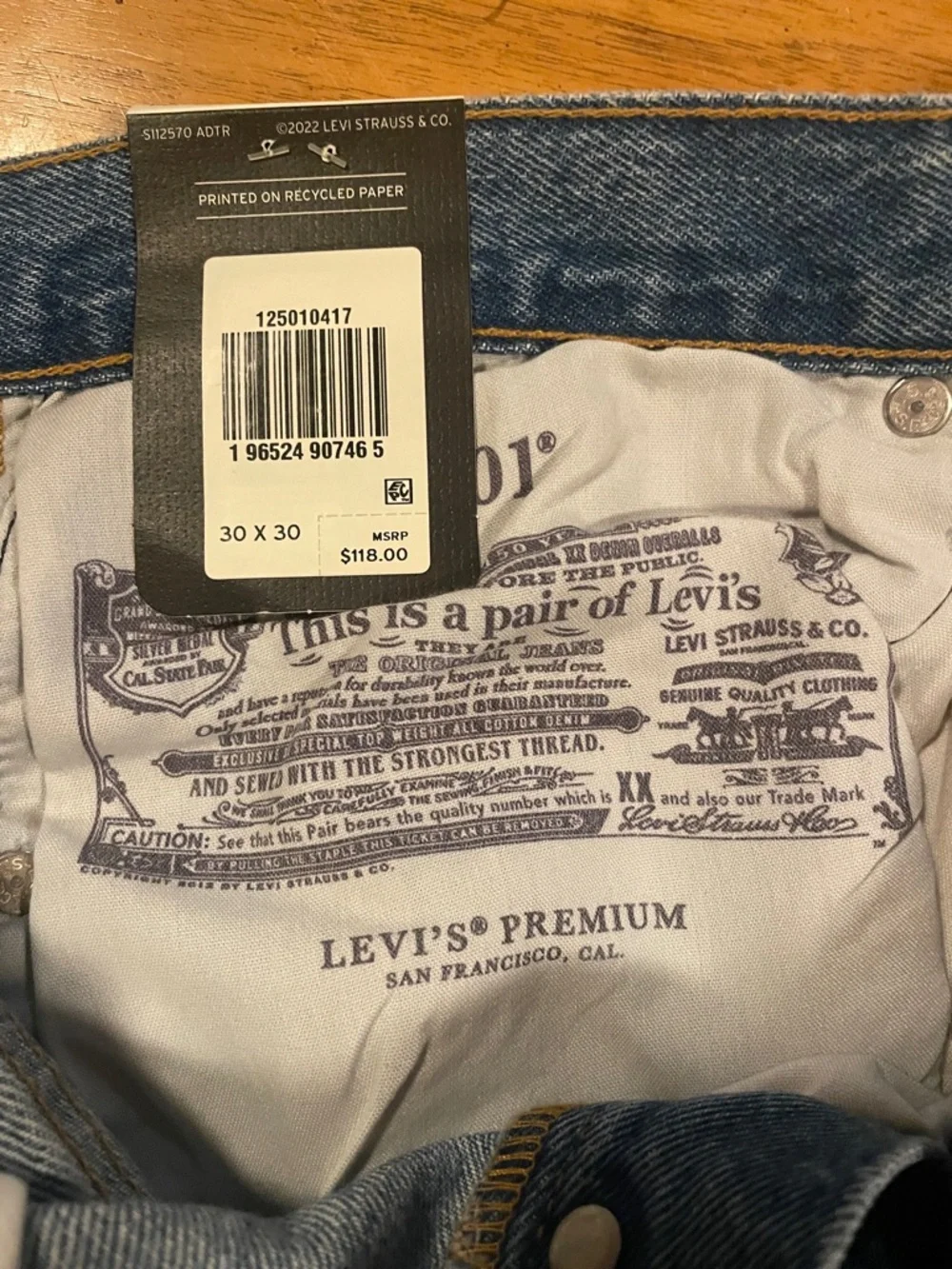 NWT Levi’s 501 women’s distressed high rise button fly straight leg jeans - Picture 9 of 11
